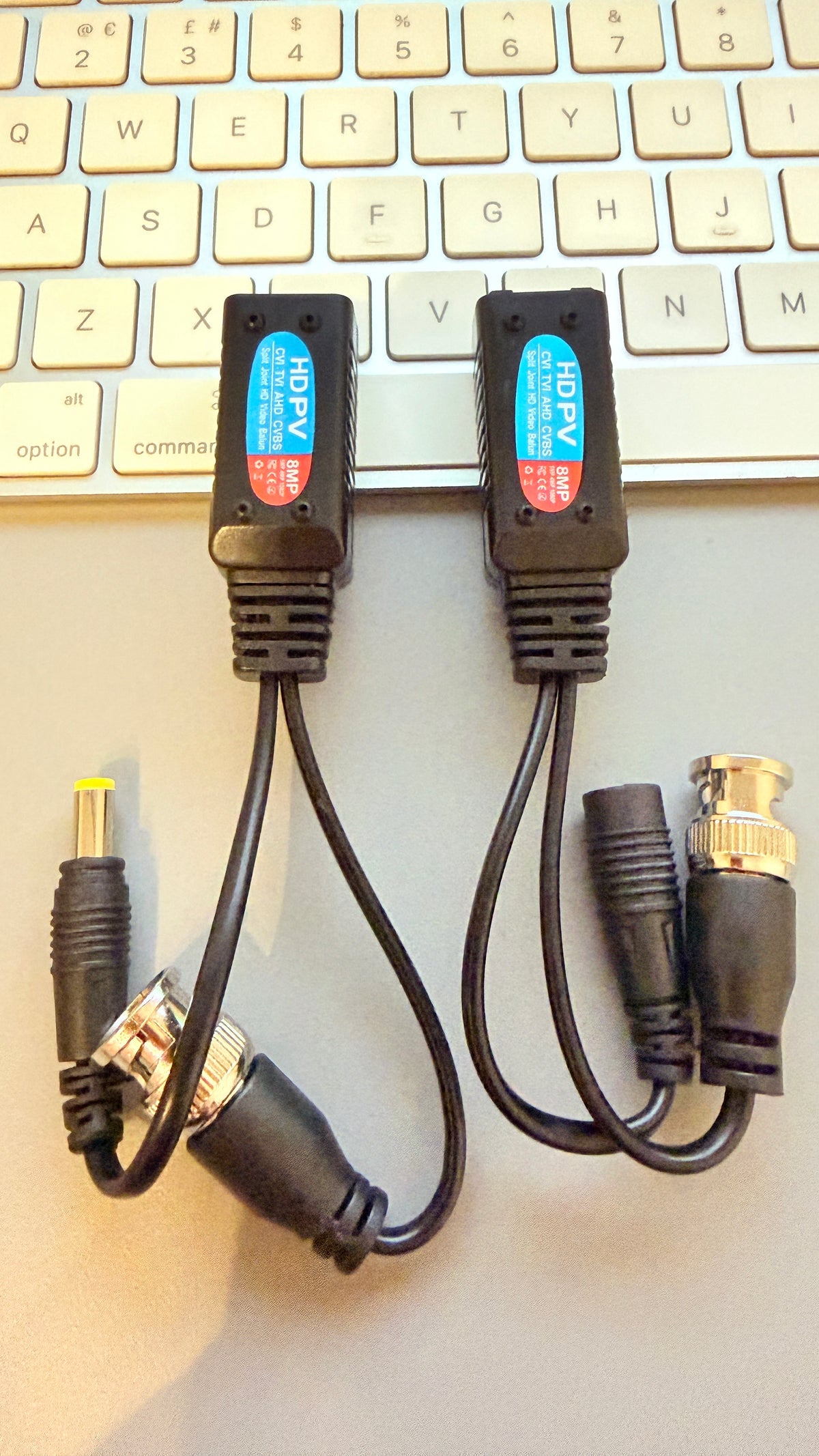 CCTV balun pair with BNC video and DC male and female power connectors