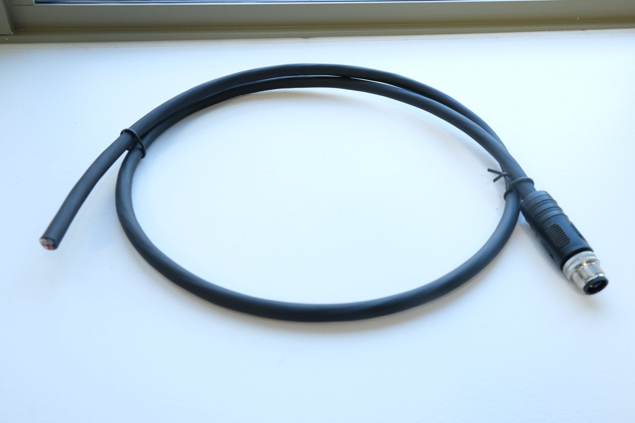 Industrial M12 T coded DC power cable drag chain rated