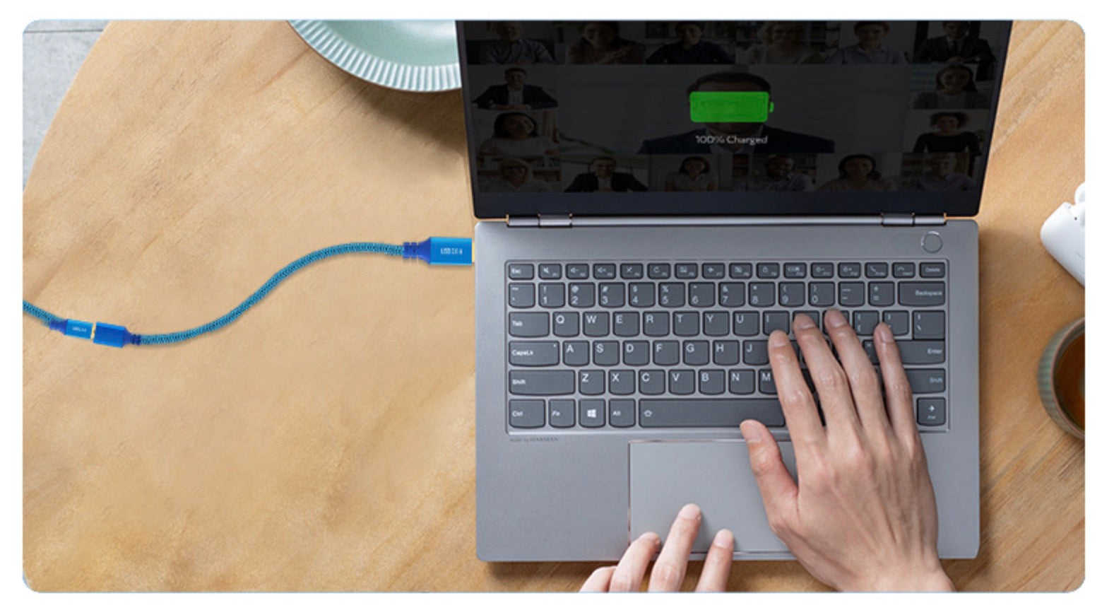 USB extension cable used in desktop workstation and office environments