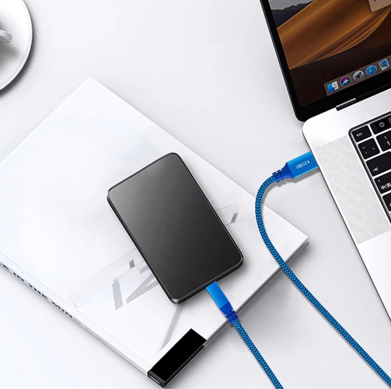 USB 3.0 Type-B cable featuring aluminium alloy connectors and durable braided jacket