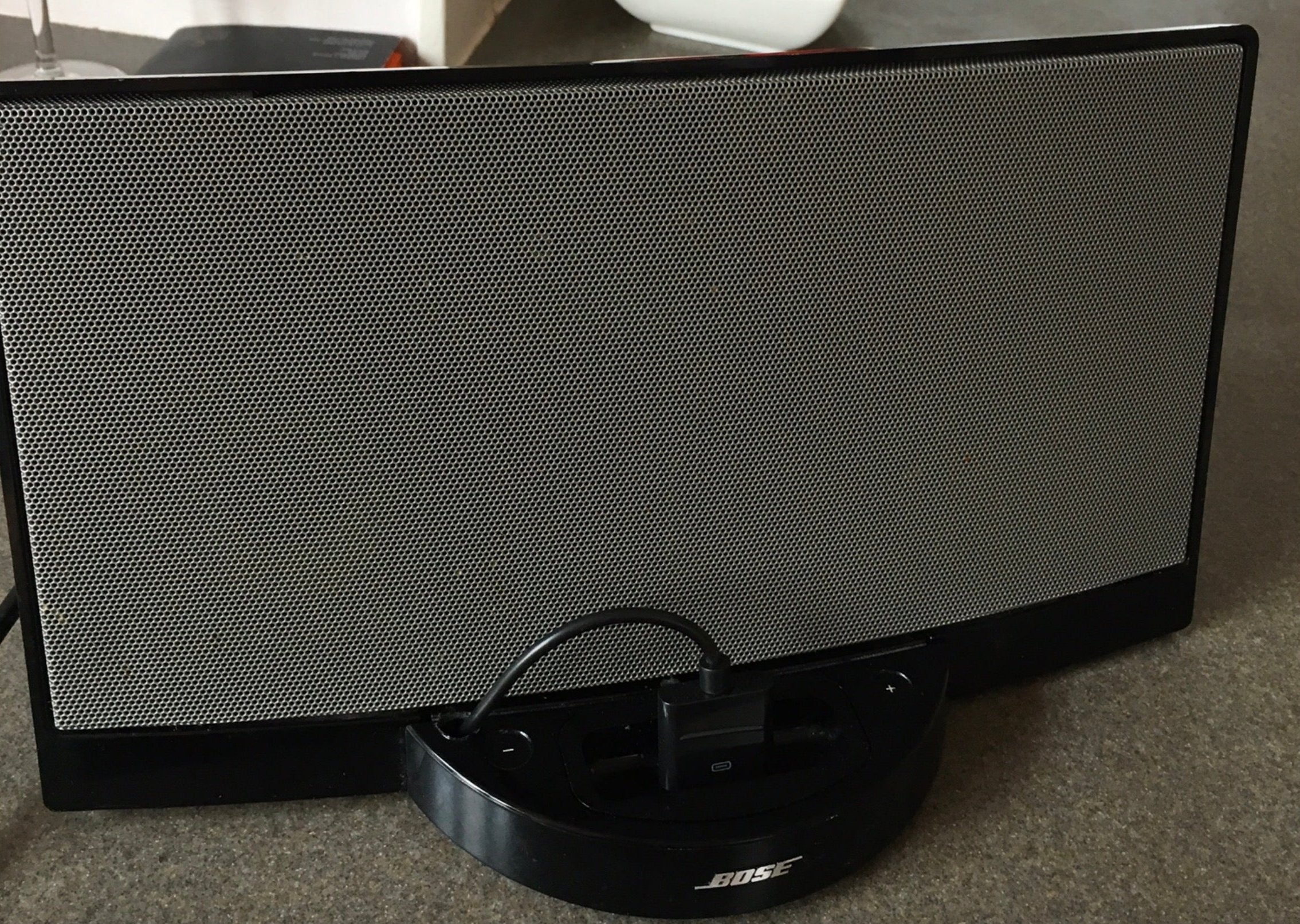 3.5mm jack plug to 30 pin female iPod dock adapter lead for Bose SoundDock