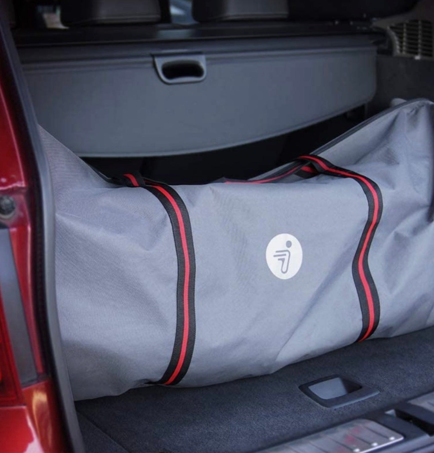 Electric scooter transport bag with carry handles