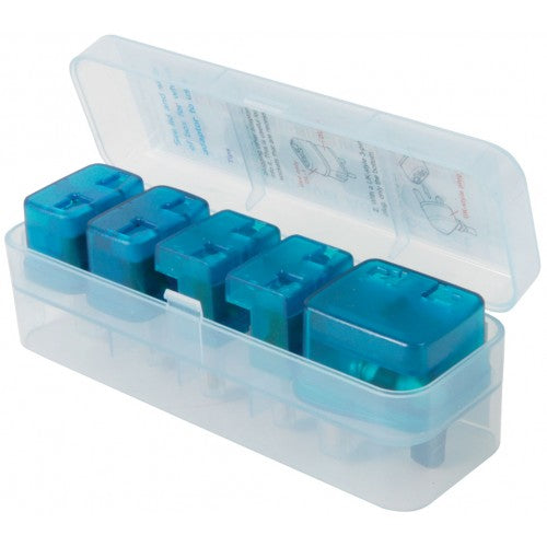 Travel adaptor set with interchangeable plugs